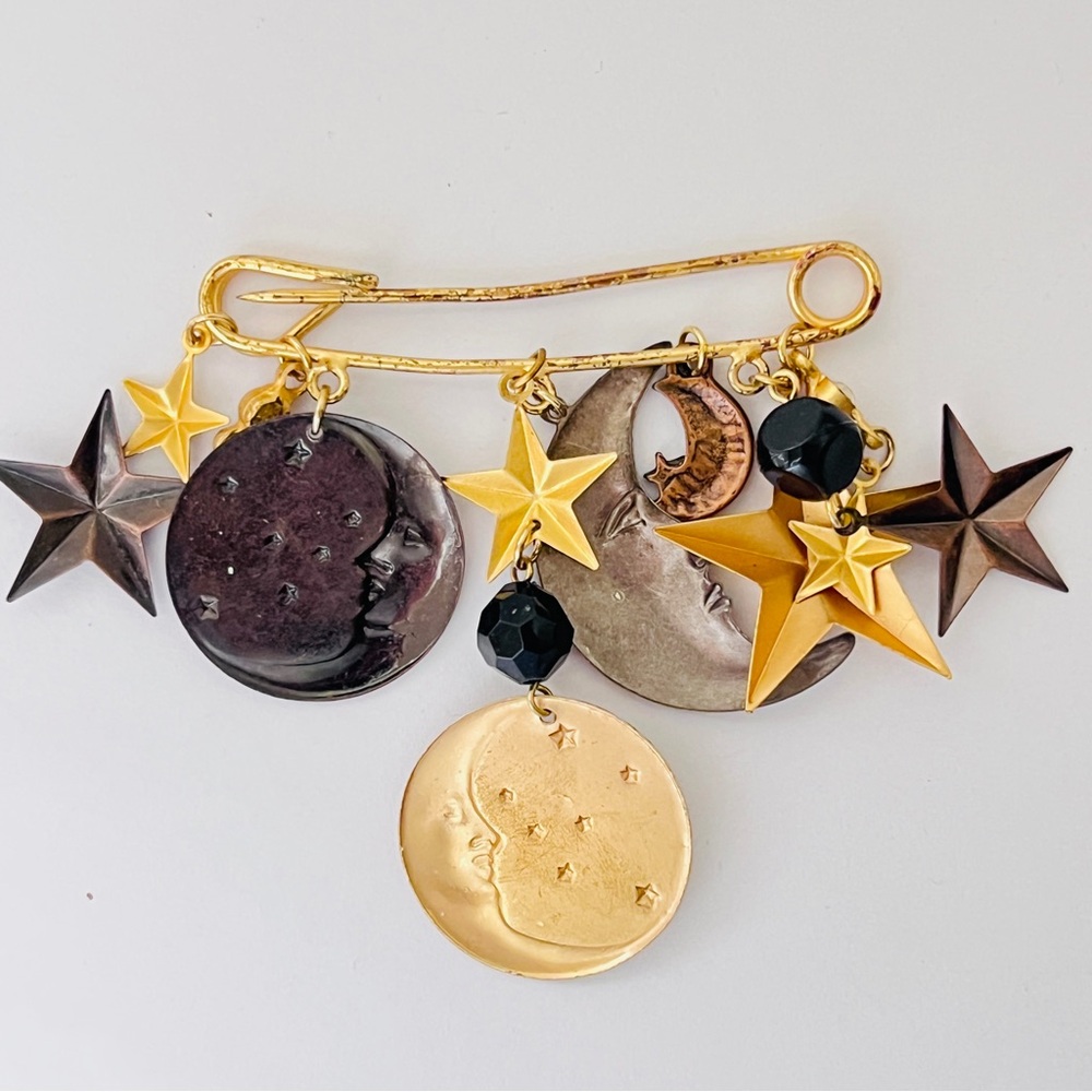 Vintage Celestial Cosmic Safety Pin Brooch Gold and Black Accents Stars Moon